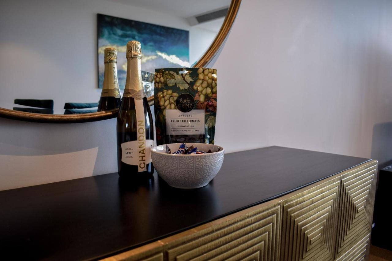 Deluxe 3 Bedroom Apartment In Southbank Melbourne Exterior photo